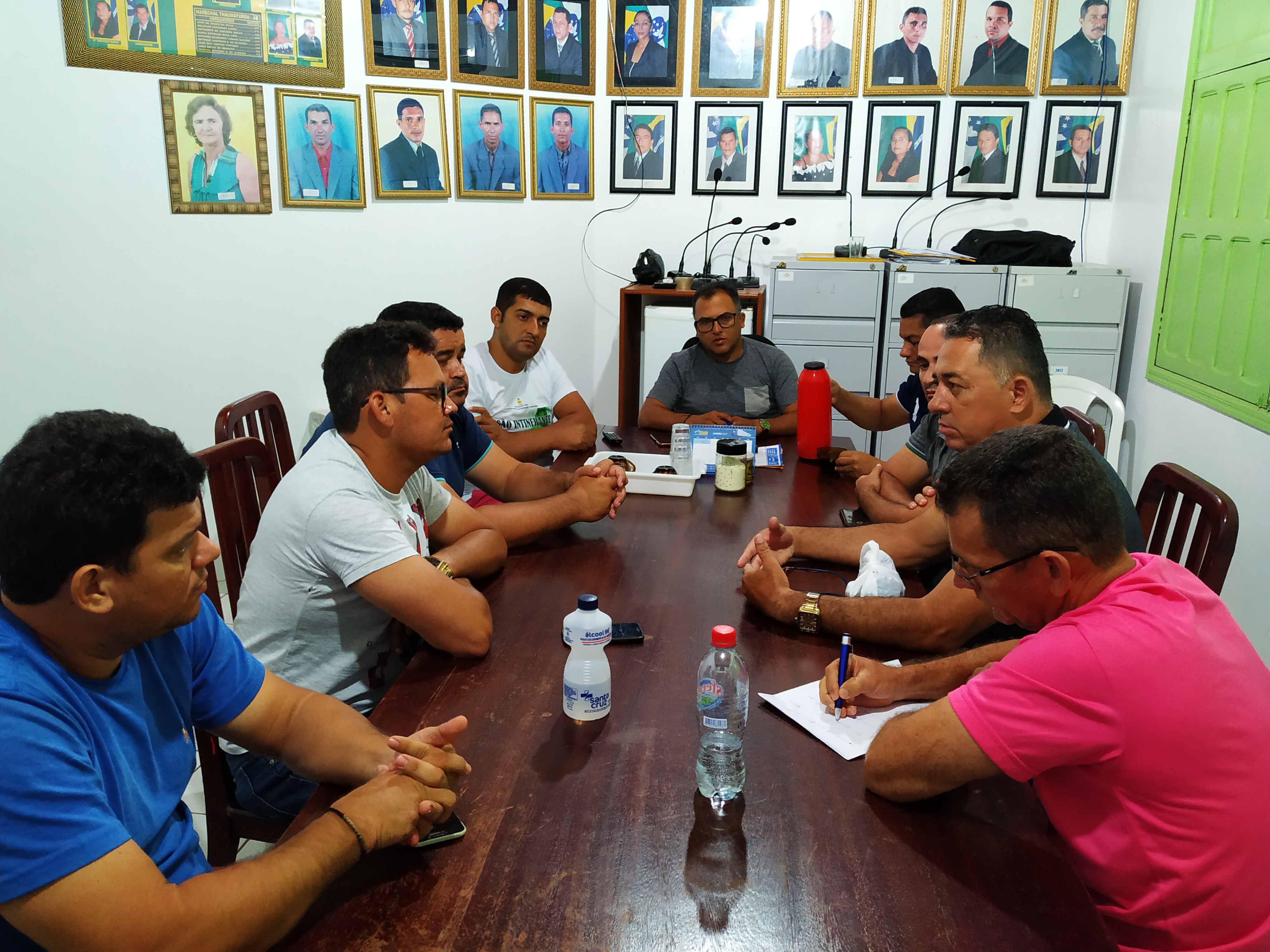 Câmara de Marechal Thaumaturgo realiza reunião com Secretário Municipal de Saúde