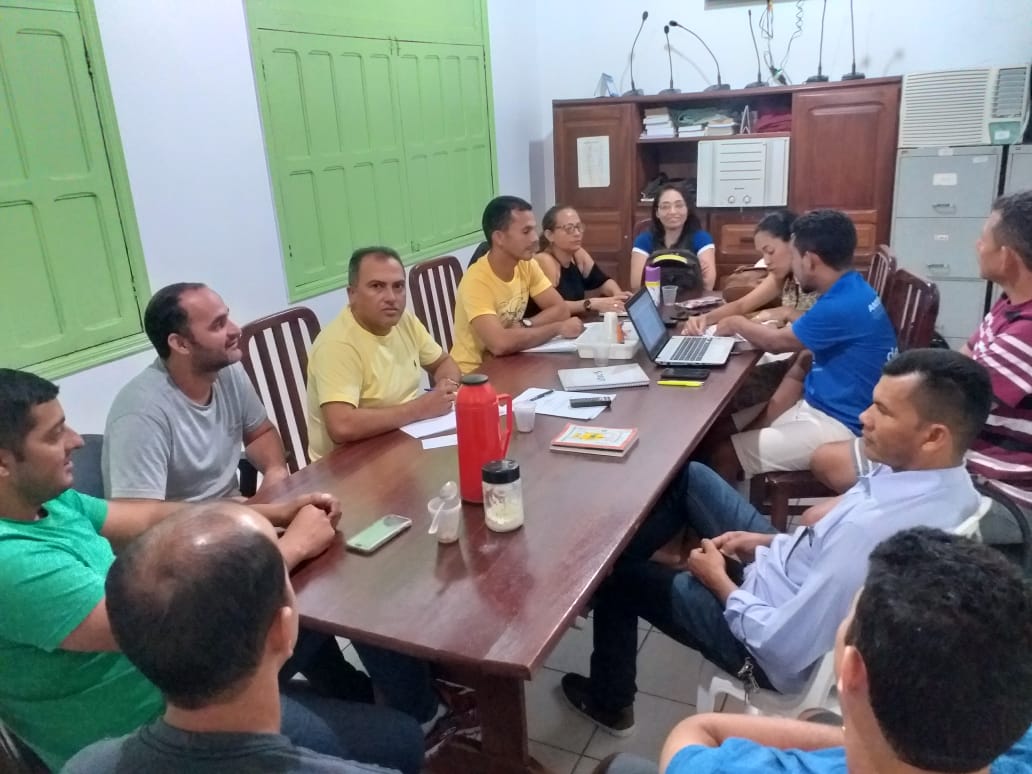 Vereadores recebem alunos do Programa PARFOR