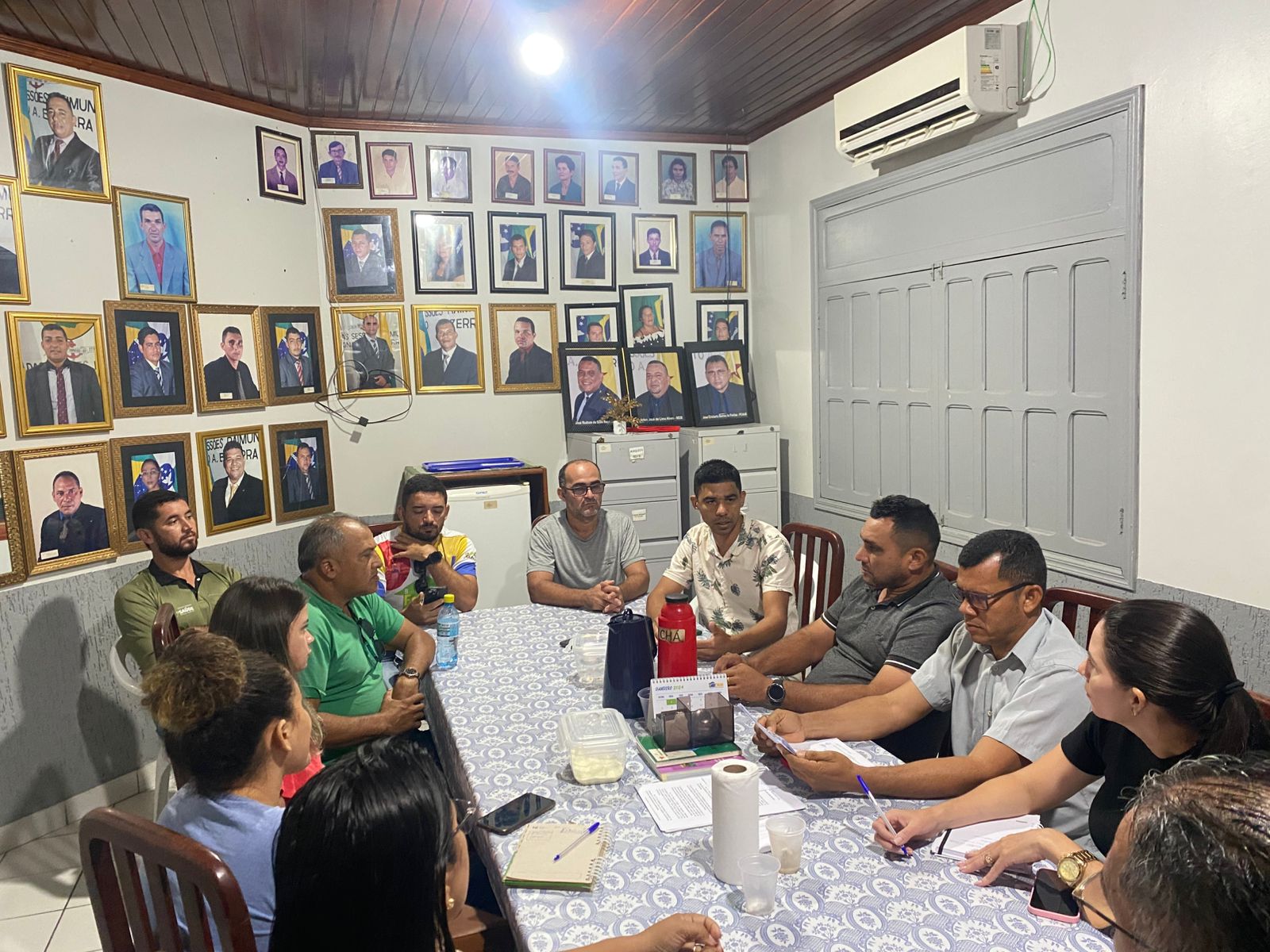 Vereadores se reúnem com Secretário de Saúde para discutir ações e desafios no Município